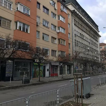 146 Ulitsa „georgi S. Rakovski“ * Szófia